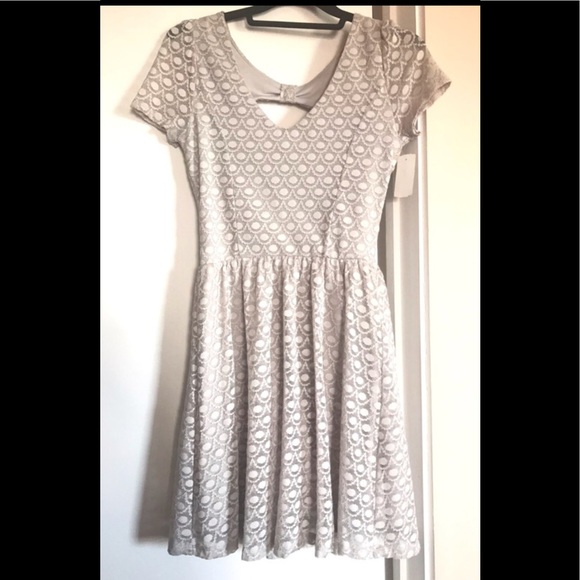 NWT Lauren Conrad XS lace dress - Picture 1 of 3
